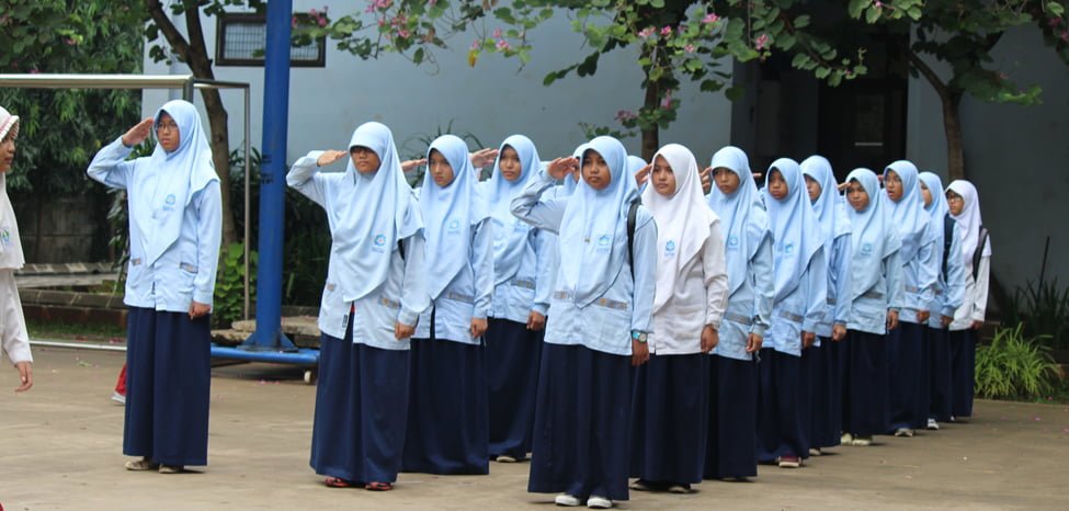 Melatih Kedisiplinan