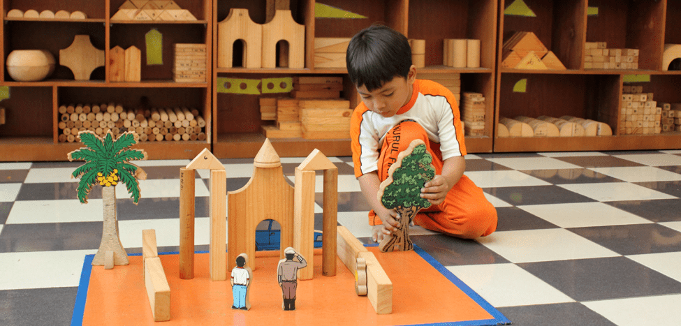 Main Balok Pemicu Stimulasi Kreatifitas Anak