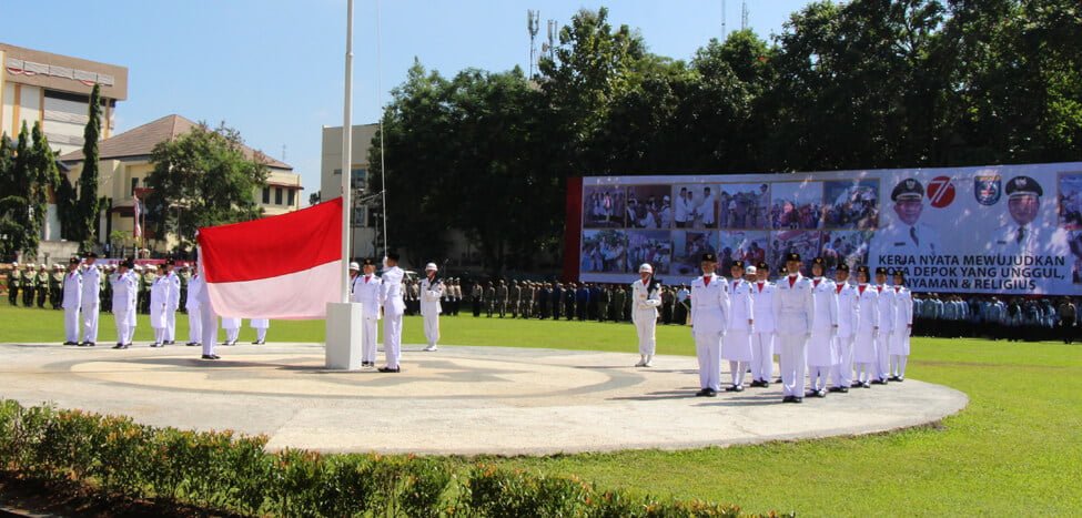 Siswa Nurul Fikri Jadi Pengibar Bendera HUT RI ke-71