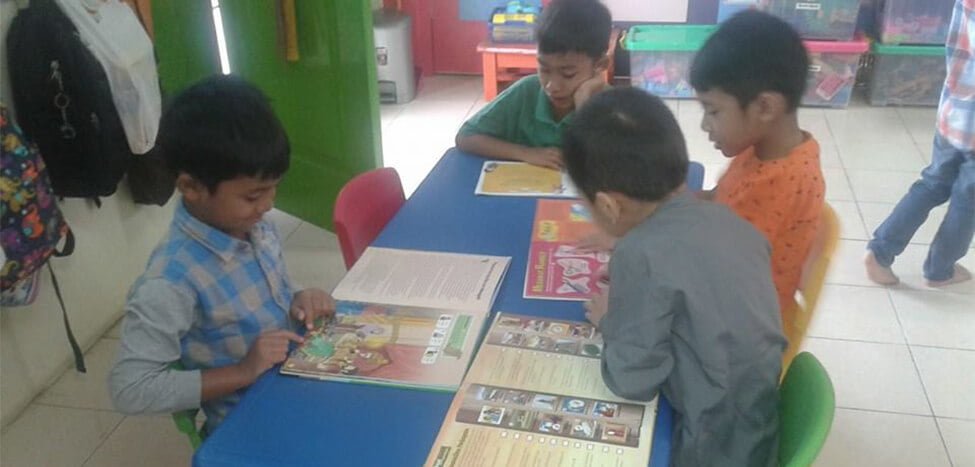 OMOB Tradisikan Siswa Gemar Membaca