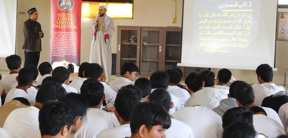 SMAIT Nurul Fikri Gelar Sejuta Cinta Untuk Palestina