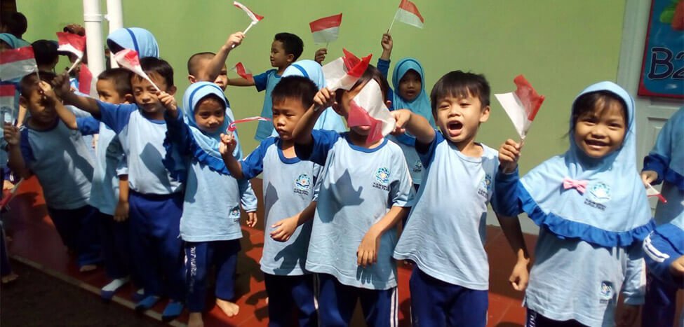 Aneka Perlombaan 17 Agustus di TKIT Nurul Fikri