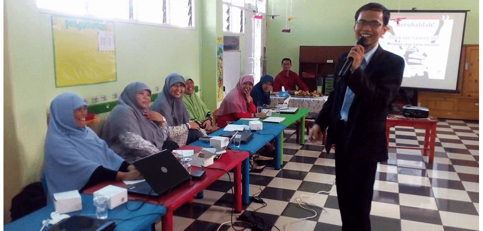 Pelatihan Menulis Untuk Guru TKIT Nurul Fikri