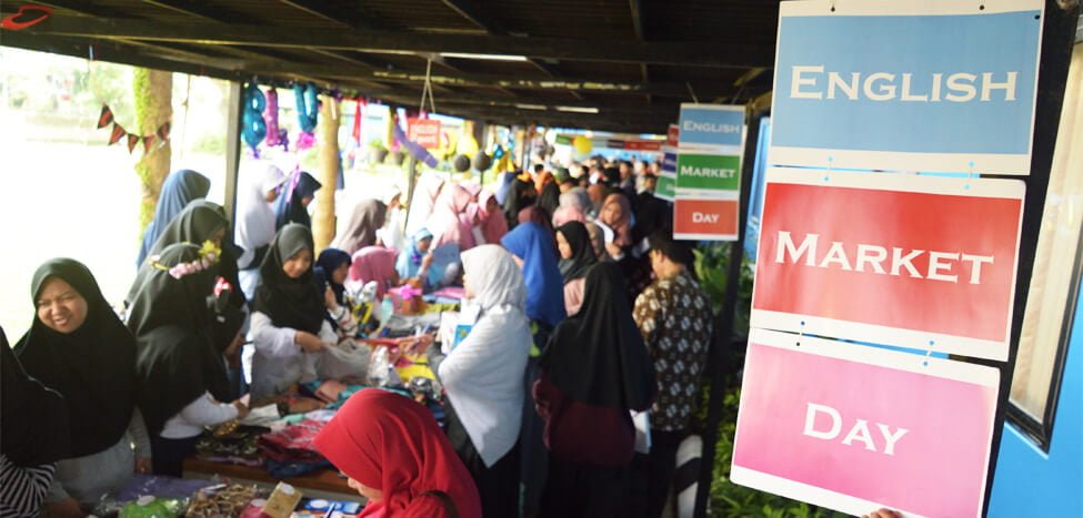 Asah Bahasa Inggris Dengan English Market Day