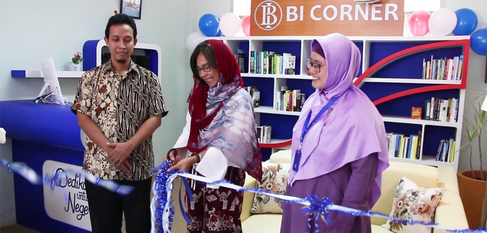 Peresmian BI Corner di Perpustakaan SMAIT Nurul Fikri
