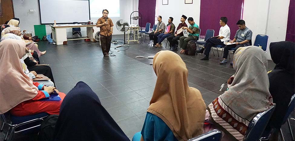 Guru dan Karyawan Baru Ikut NEO 2018