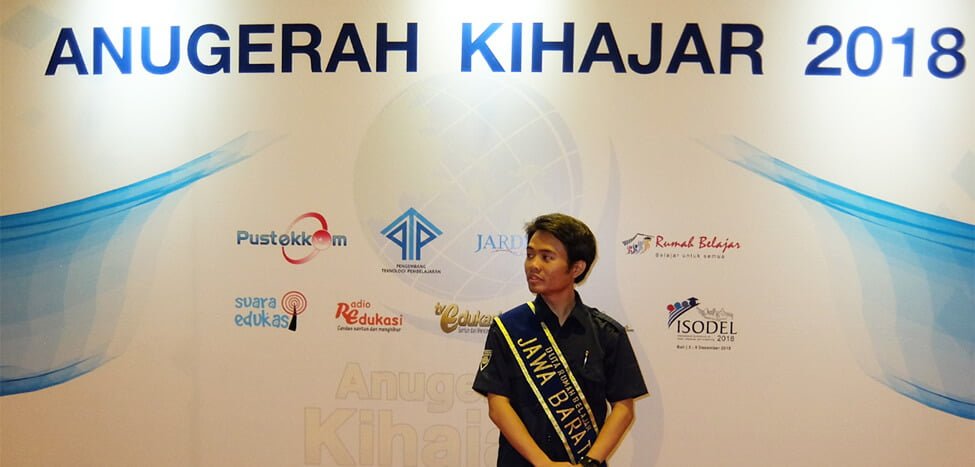 Guru SMAIT Nurul Fikri Jadi Duta Rumah Belajar