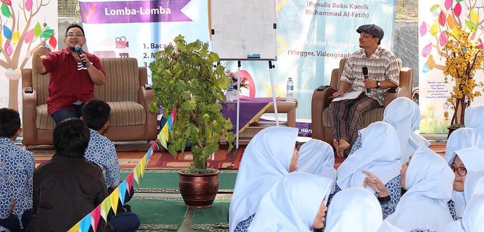 SMPIT Nurul Fikri Gelar Puncak Bulan Bahasa