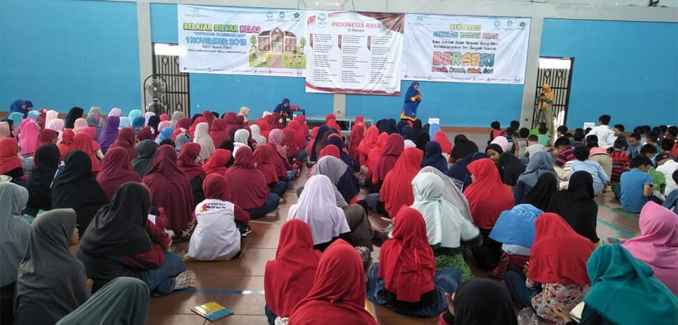 Peringati Hari Anak Internasional, SDIT Nurul Fikri Rayakan Belajar di Luar Kelas