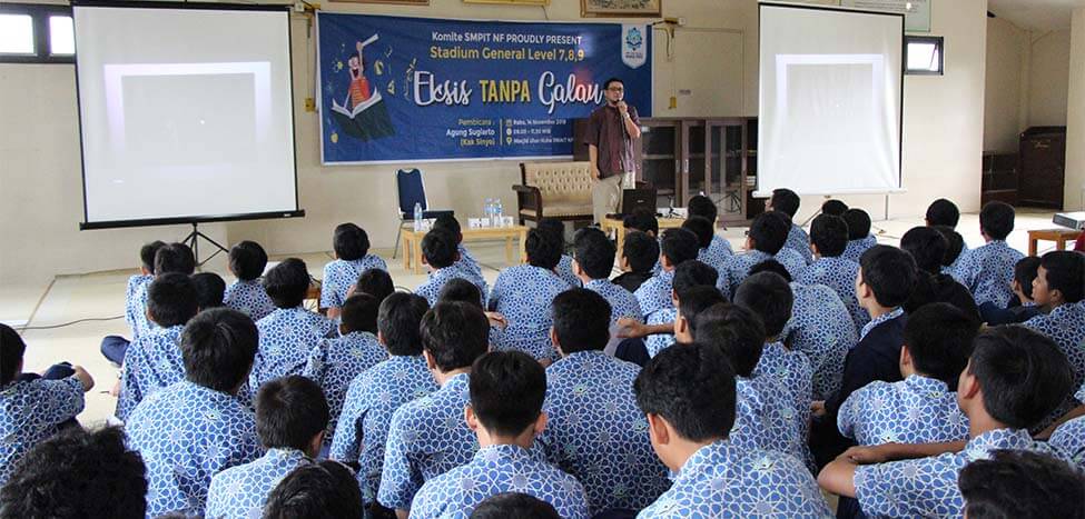 SMPIT Nurul Fikri Gelar Seminar Parenting Eksis Tanpa Galau