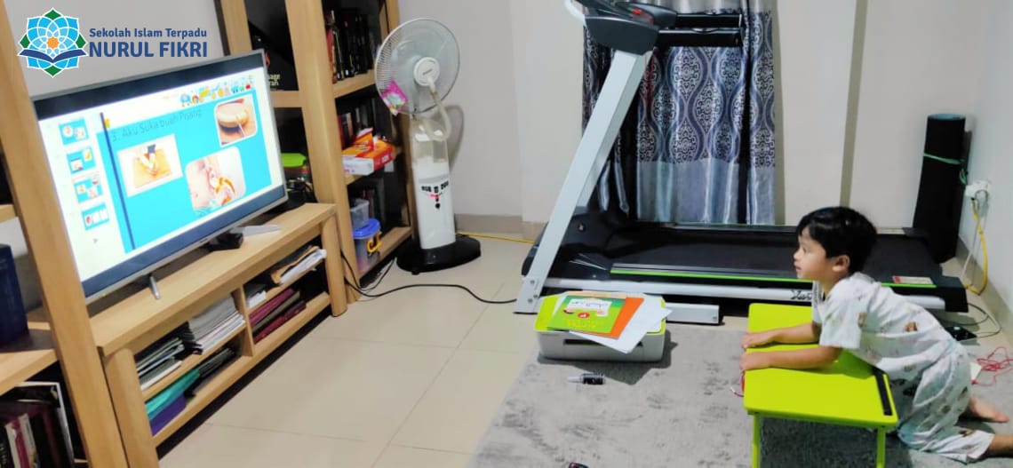 SIT Nurul Fikri Pakai 3 Aplikasi Untuk Belajar Online