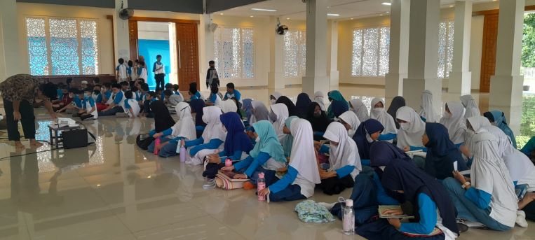 Mabit Quran: Alangkah Bahagia Menjadi Keluarga Quran