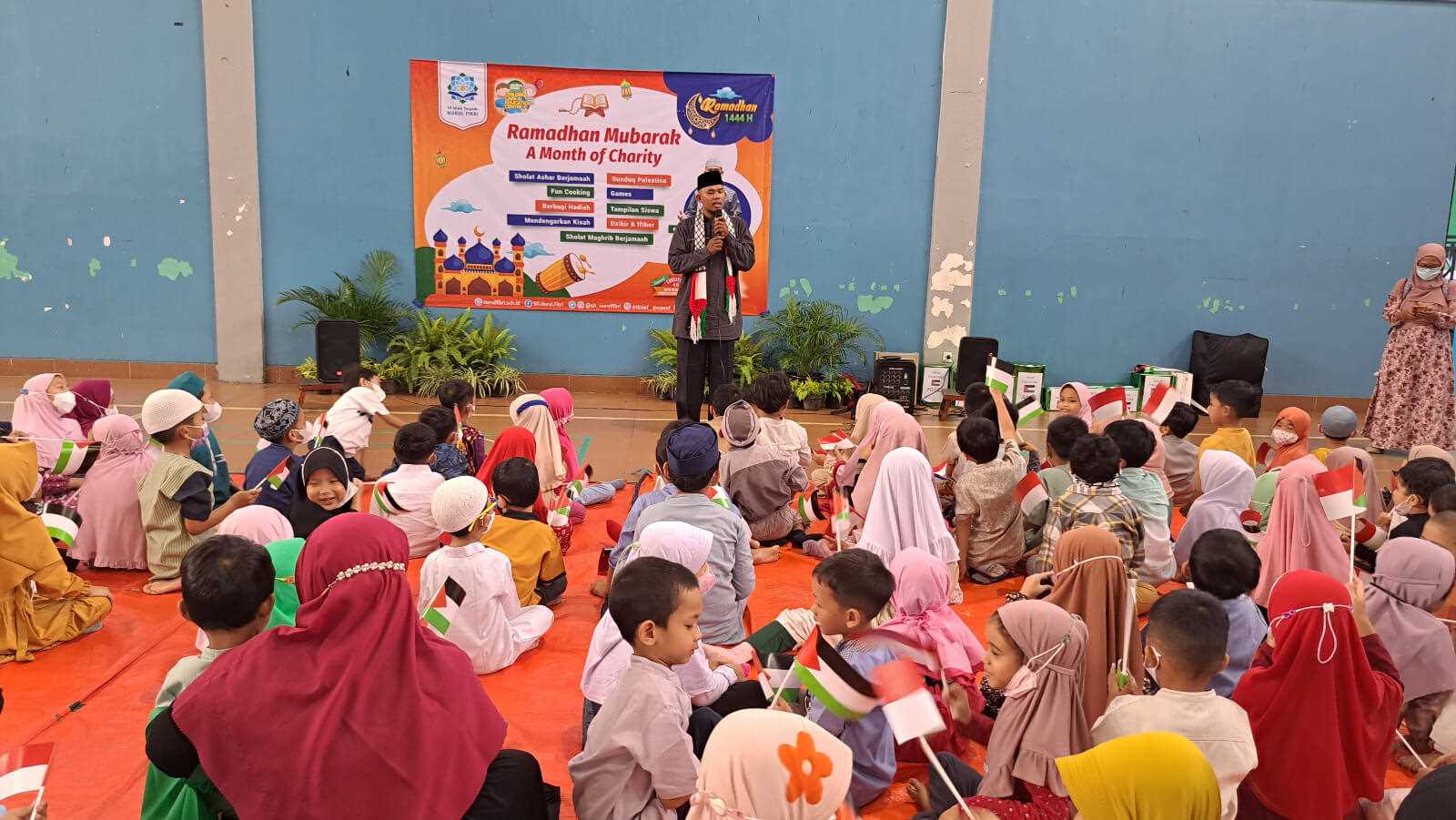 Ajarkan Berbagi Sejak Dini, Anak TKIT Nurul Fikri Gelar Buka Puasa dan Donasi