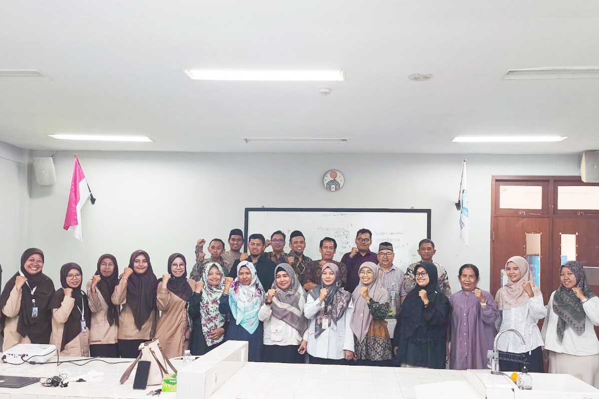 Pengawas Dinas Pendidikan Depok Berikan Penguatan Kurikulum di SMPIT Nurul Fikri