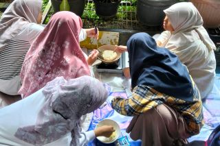 Nurul Fikri Islamic Middle School Gelar “Healthy and Fun Cooking” untuk Tanamkan Pola Hidup Sehat pada Siswa