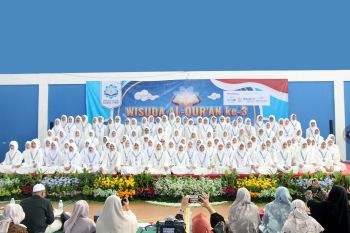 173 Siswa SMPIT NF Ikuti Wisuda Qur’an ke-3